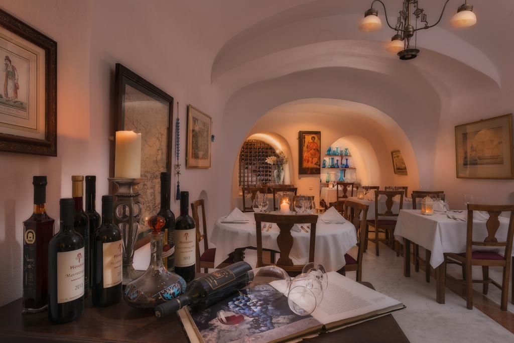 Aigialos Luxury Traditional Settlement Fira  Exterior photo