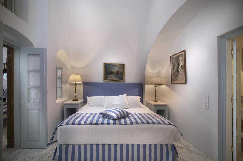 Aigialos Luxury Traditional Settlement Fira  Exterior photo